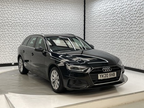 Audi A4 AVANT TDI TECHNIK MHEV 1