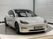 Tesla Model 3 PERFORMANCE AWD 1