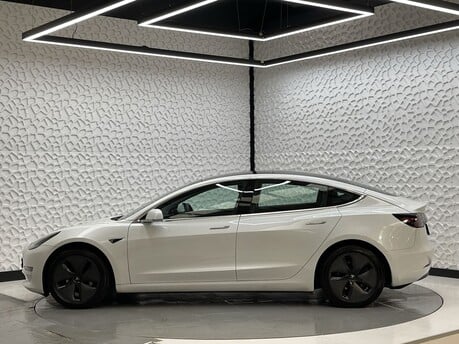 Tesla Model 3 PERFORMANCE AWD 4