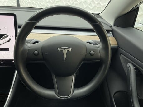 Tesla Model 3 PERFORMANCE AWD 19