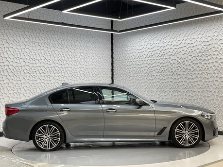 BMW 5 Series 520D XDRIVE M SPORT 8