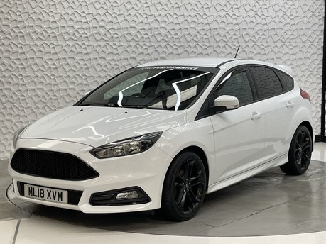 Ford Focus ST-LINE 3