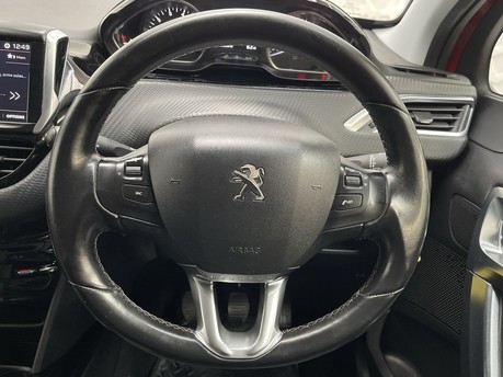 Peugeot 2008 PURETECH ALLURE 18