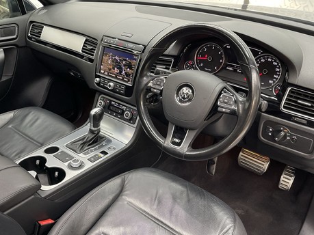 Volkswagen Touareg V6 R-LINE TDI BLUEMOTION TECHNOLOGY 10