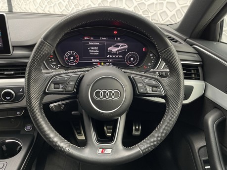 Audi A4 AVANT TFSI S LINE MHEV 18