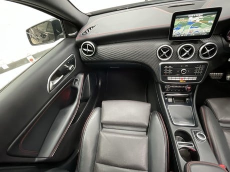 Mercedes-Benz A Class A 200 D AMG LINE PREMIUM PLUS 15