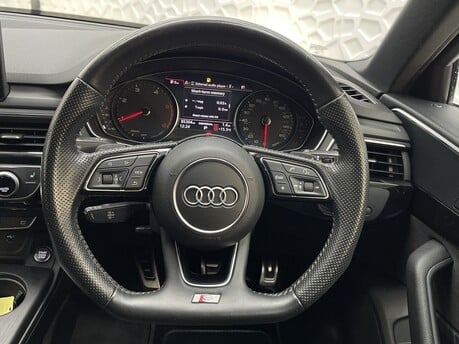 Audi A4 TDI BLACK EDITION 18