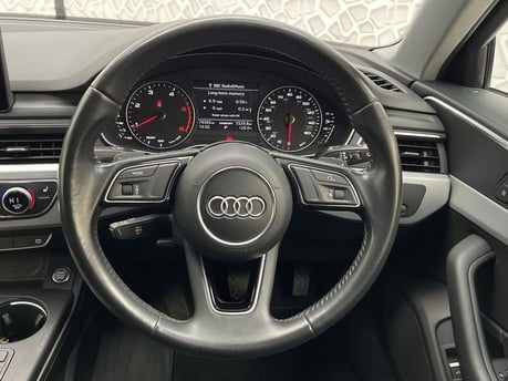 Audi A4 AVANT TDI QUATTRO SPORT 18