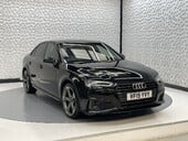 Audi A4 TDI BLACK EDITION 1