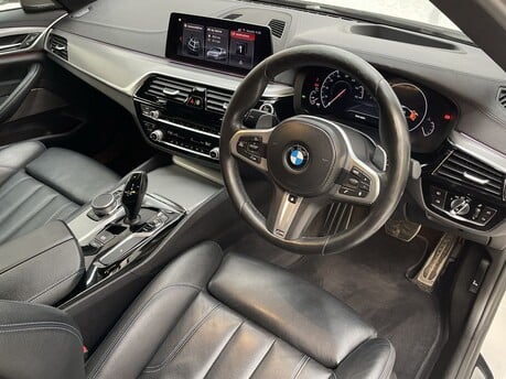 BMW 5 Series 530D XDRIVE M SPORT 10