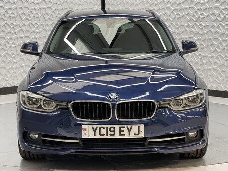 BMW 3 Series 318I SPORT TOURING 2