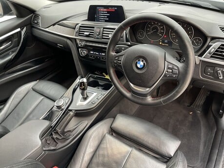 BMW 3 Series 318I SPORT TOURING 10