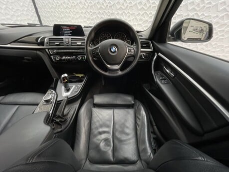 BMW 3 Series 318I SPORT TOURING 13