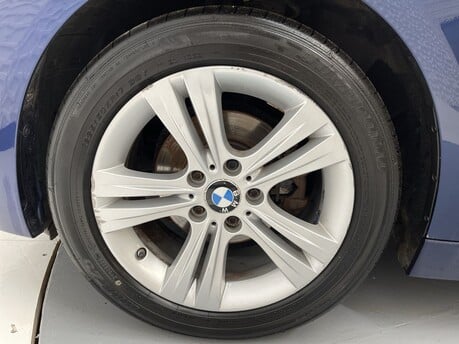 BMW 3 Series 318I SPORT TOURING 43