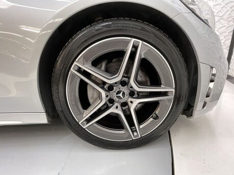 Mercedes-Benz C Class C 220 D AMG LINE PREMIUM 44