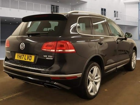 Volkswagen Touareg V6 R-LINE TDI BLUEMOTION TECHNOLOGY 10