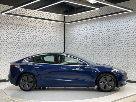 Tesla Model 3 STANDARD RANGE PLUS 8