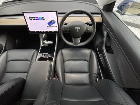 Tesla Model 3 STANDARD RANGE PLUS 13