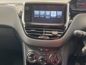 Peugeot 2008 PURETECH ACTIVE 4