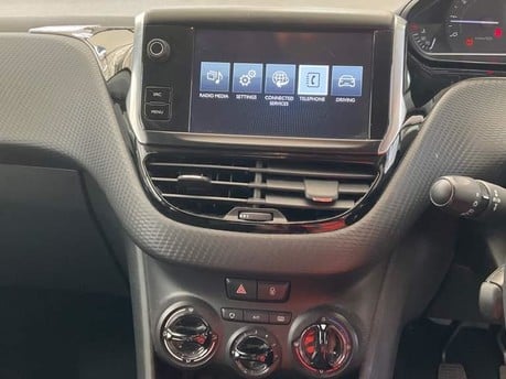 Peugeot 2008 PURETECH ACTIVE 4