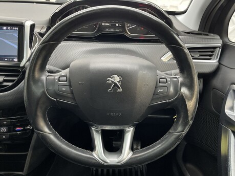 Peugeot 2008 ALLURE PREMIUM 19