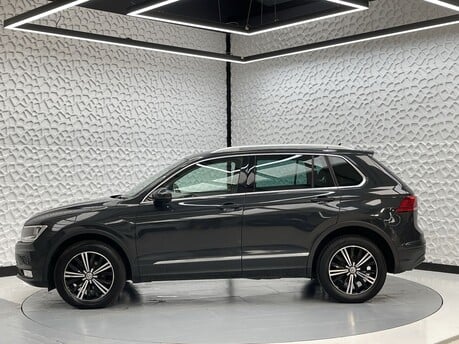 Volkswagen Tiguan SE NAV TDI BMT 4MOTION DSG 4