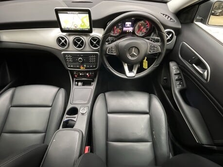 Mercedes-Benz GLA GLA 220 D 4MATIC SPORT PREMIUM 13