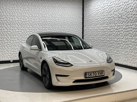 Tesla Model 3 STANDARD RANGE PLUS