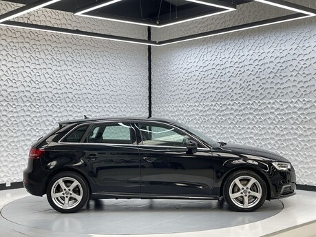 Audi A3 SPORTBACK E-TRON 8