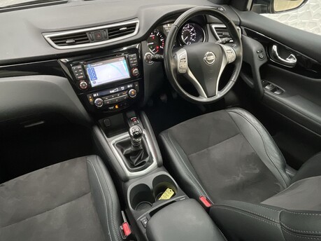 Nissan Qashqai N-VISION DCI 14