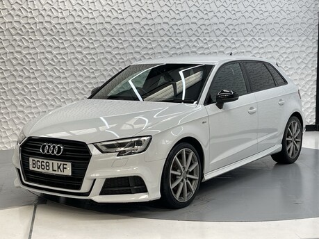 Audi A3 SPORTBACK TFSI BLACK EDITION 3