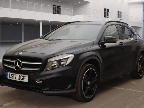 Mercedes-Benz GLA GLA 200 D AMG LINE 7