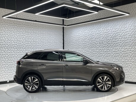 Peugeot 3008 BLUEHDI S/S GT LINE PREMIUM 8