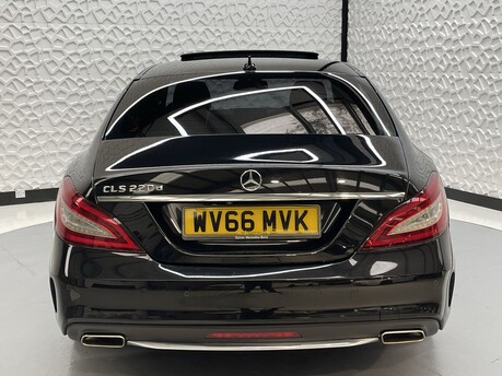 Mercedes-Benz CLS CLS220 D AMG LINE PREMIUM PLUS 6