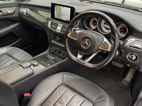 Mercedes-Benz CLS CLS220 D AMG LINE PREMIUM PLUS 10