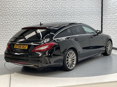 Mercedes-Benz CLS CLS220 D AMG LINE 7