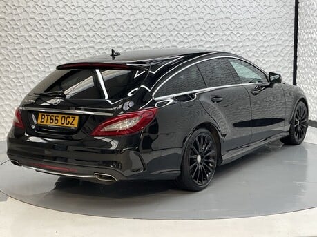 Mercedes-Benz CLS CLS220 D AMG LINE 7