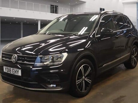 Volkswagen Tiguan SE NAV TSI 7