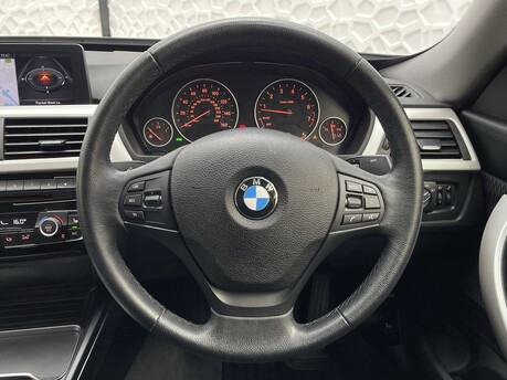 BMW 3 Series 320I SE GRAN TURISMO 18