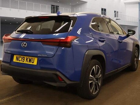 Lexus Ux 2.0 250h E-CVT Euro 6 (s/s) 5dr 11