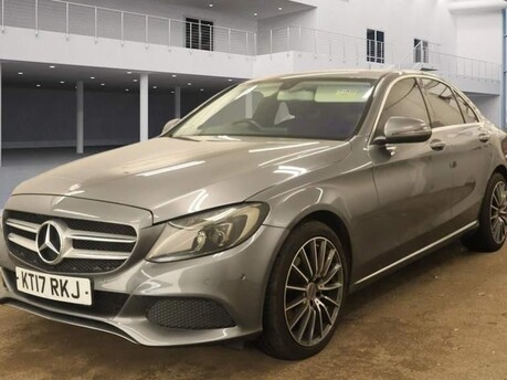 Mercedes-Benz C Class C 220 D SPORT 7