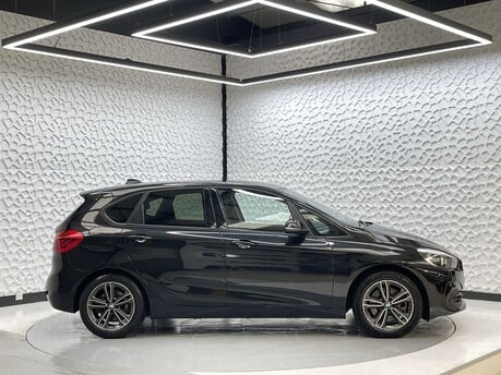 BMW 2 Series 225XE SPORT ACTIVE TOURER 8