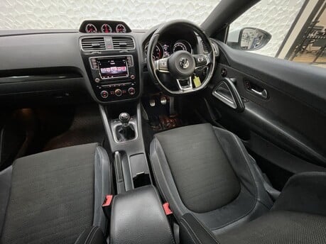 Volkswagen Scirocco GT TSI BLUEMOTION TECHNOLOGY 14