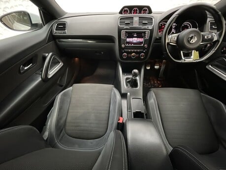 Volkswagen Scirocco GT TSI BLUEMOTION TECHNOLOGY 16