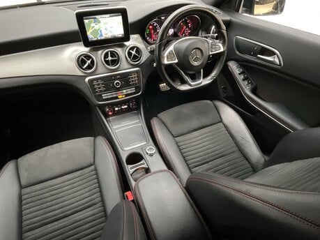 Mercedes-Benz CLA Class CLA 220 D AMG LINE 14