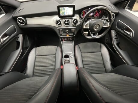 Mercedes-Benz CLA Class CLA 220 D AMG LINE 17