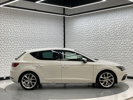 SEAT Leon TDI FR TECHNOLOGY DSG 8