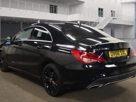 Mercedes-Benz CLA Class CLA 200 D SPORT 8