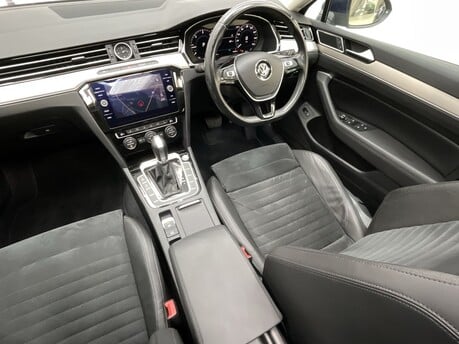 Volkswagen Passat GT TDI DSG 14