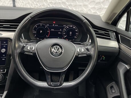 Volkswagen Passat GT TDI DSG 19